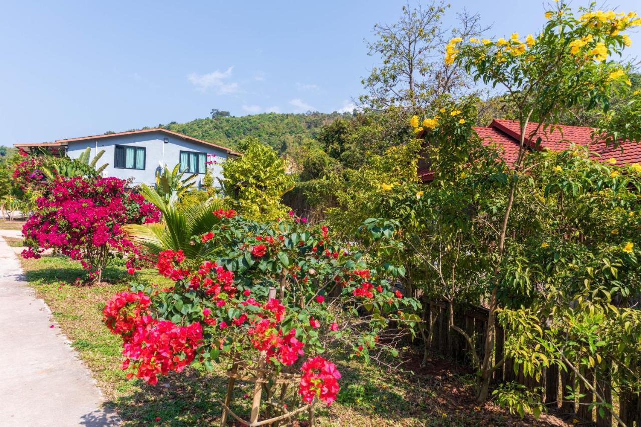 Dansavanh Namngum Resort Ban Keun Exteriör bild