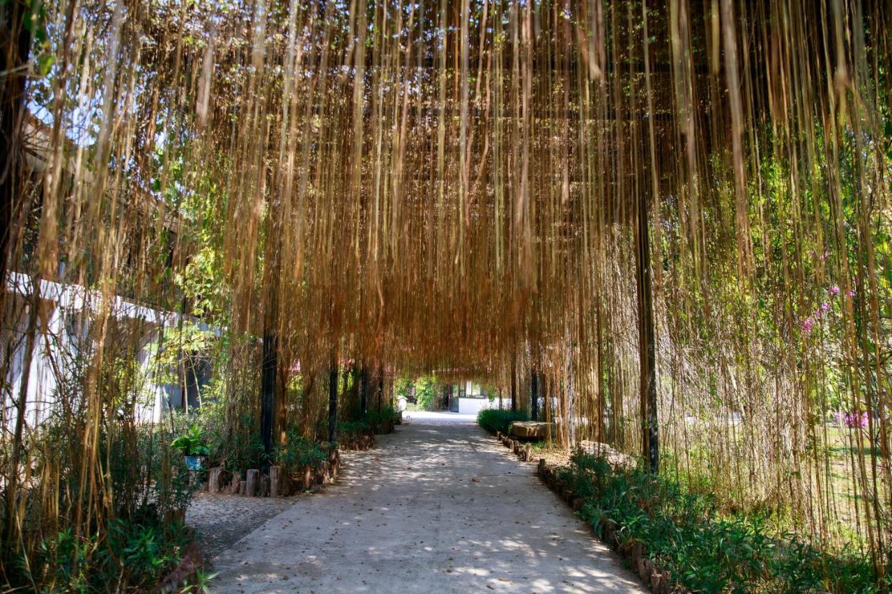 Dansavanh Namngum Resort Ban Keun Exteriör bild
