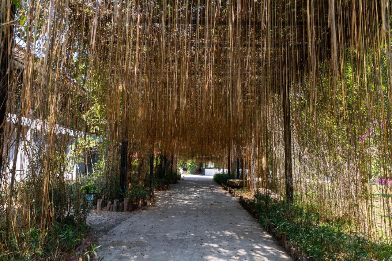 Dansavanh Namngum Resort Ban Keun Exteriör bild